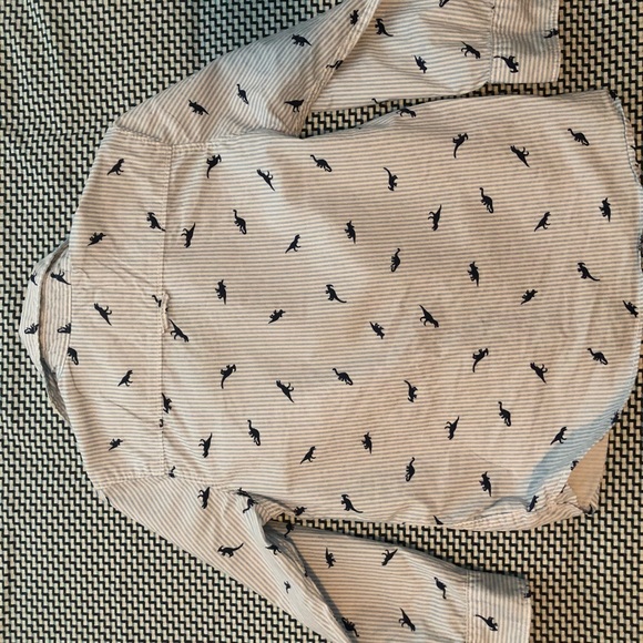 3 for 25, 3 kid’s shirt , H&M, size 4-5, - Picture 5 of 10